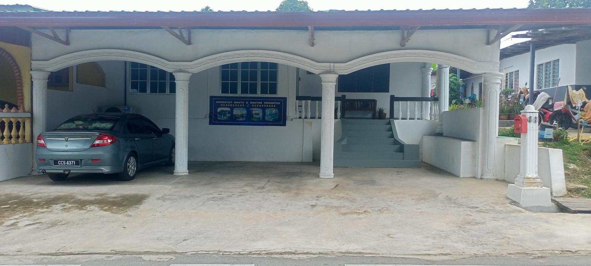 Homestay Bakti Rantau Perintis Free Netflix Bandar Tun Razak Exterior photo